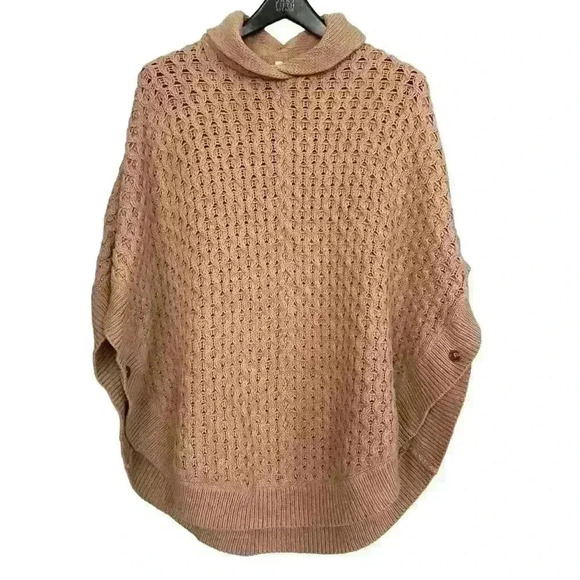 Talbots Crocheted Batwing Sweater Poncho Size S/M Tan Casual Fall Chunky Layer - Picture 1 of 11